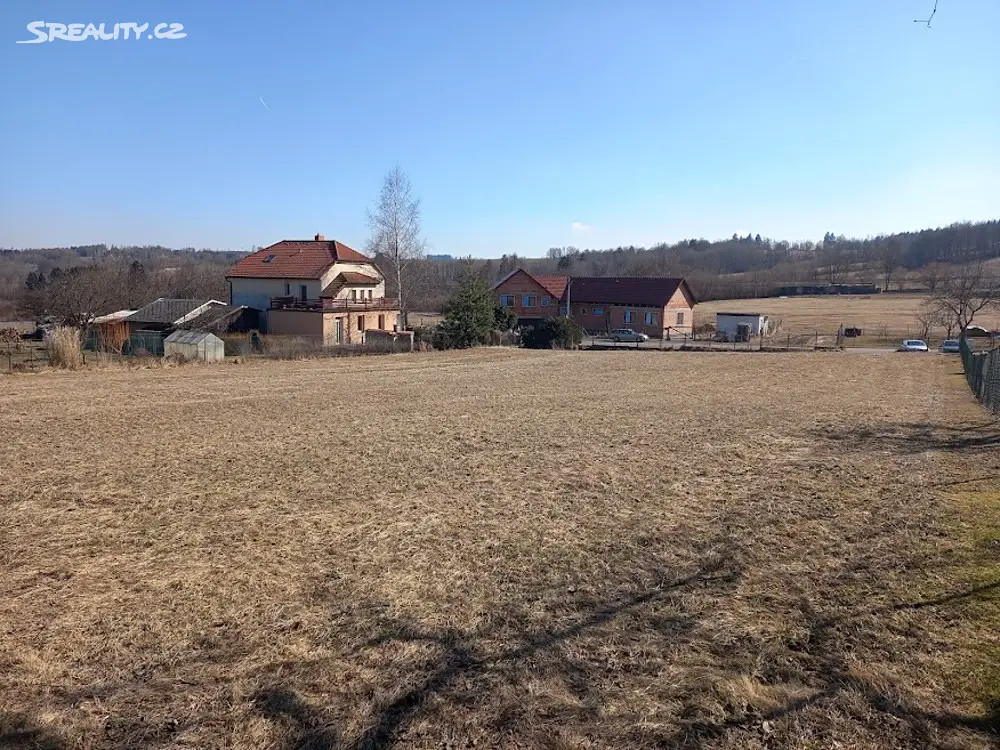 Prodej  stavebního pozemku 2 921 m², Milíčov, okres Jihlava