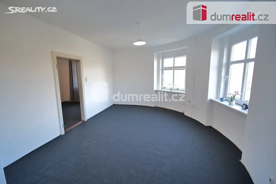 Prodej bytu 1+1 42 m², Mattoniho nábřeží, Karlovy Vary - Drahovice