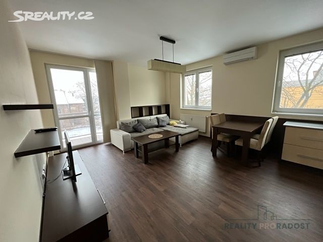 Prodej bytu 3+kk 75 m², Čajkovského, Hodonín