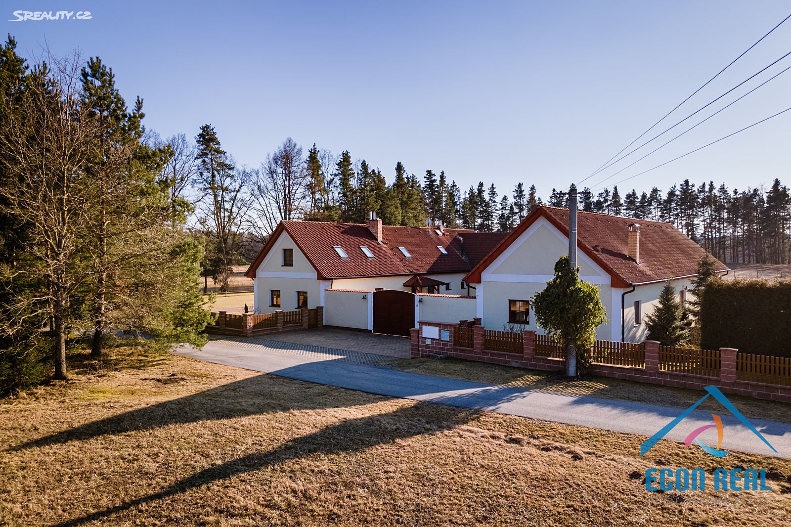 Prodej  rodinného domu 824 m², pozemek 4 312 m², Halámky, okres Jindřichův Hradec