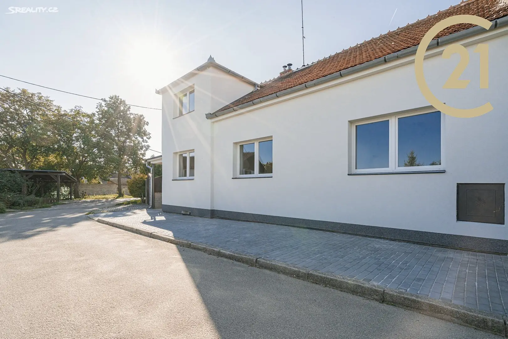 Prodej  rodinného domu 230 m², pozemek 301 m², Tvrdonice, okres Břeclav