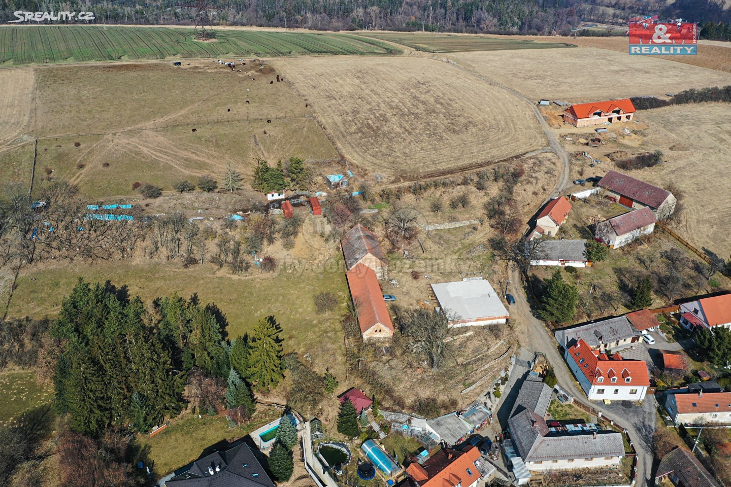 Prodej  stavebního pozemku 4 510 m², Nový Knín, okres Příbram