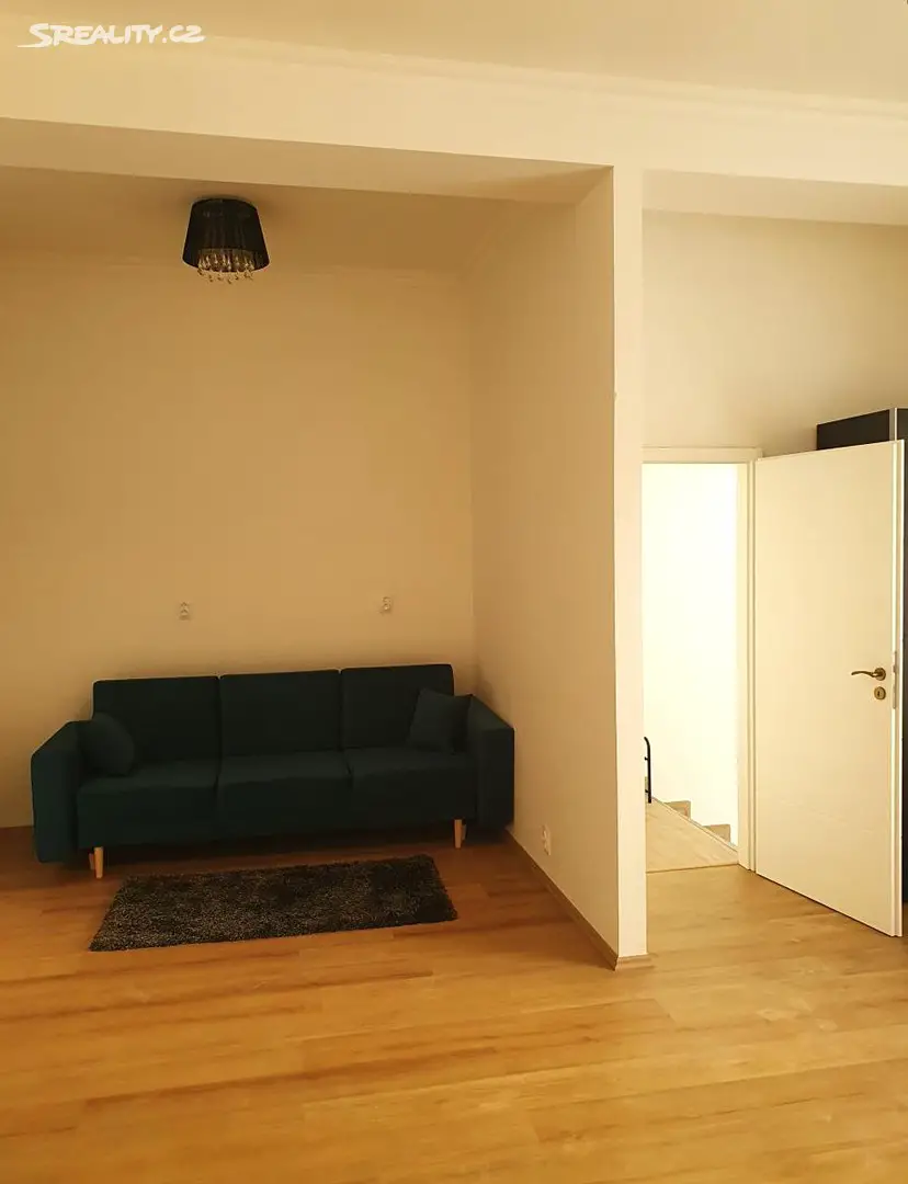 Pronájem bytu 1+1 50 m², Slavíkova, Praha 2 - Vinohrady