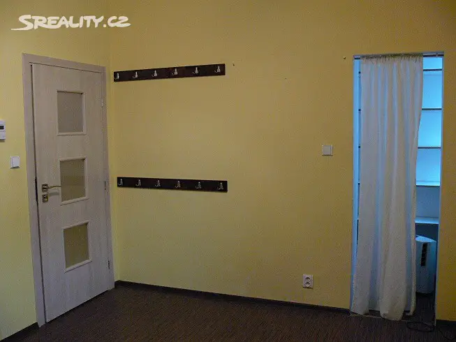 Pronájem bytu 2+kk 59 m², Na Veselí, Praha 4 - Nusle