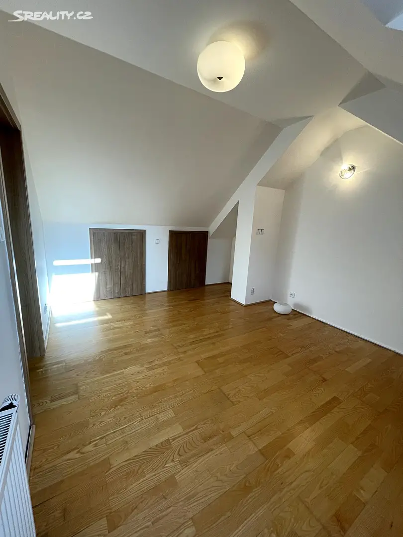 Pronájem bytu 3+1 98 m² (Mezonet), Ostravská, Frýdek-Místek - Místek