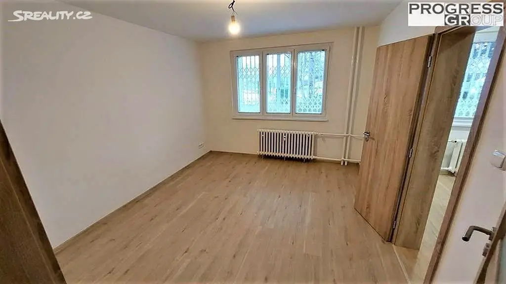 Pronájem bytu 3+1 68 m², Hvozdíková, Praha 10 - Záběhlice