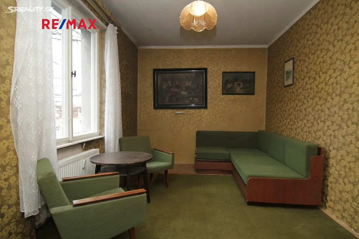 Prodej bytu 3+1 71 m², Anglická, Karlovy Vary - Drahovice