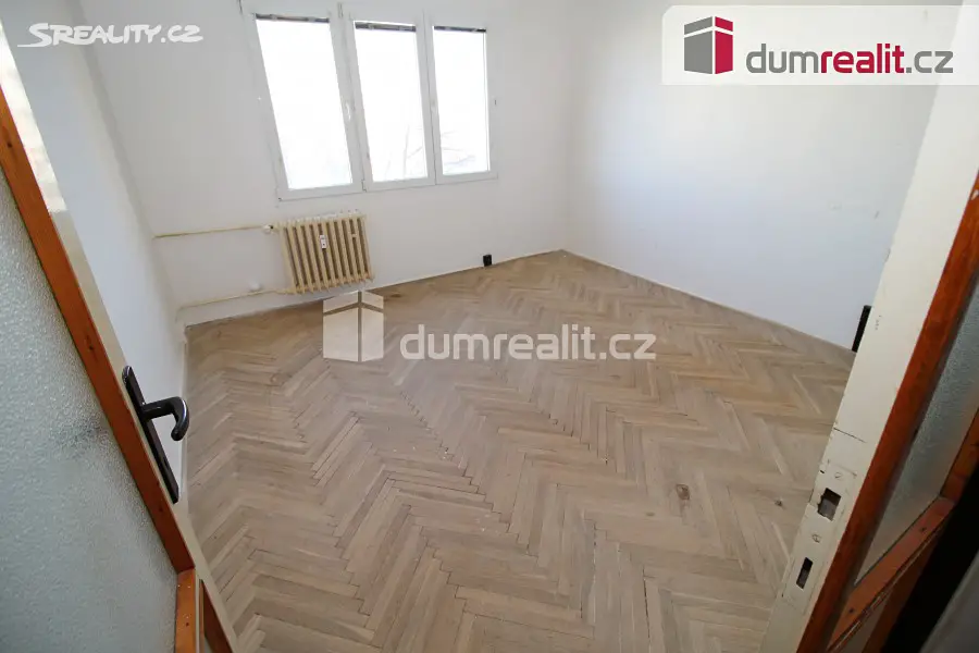 Prodej bytu 3+1 76 m², Na Dlouhých, Plzeň - Doubravka