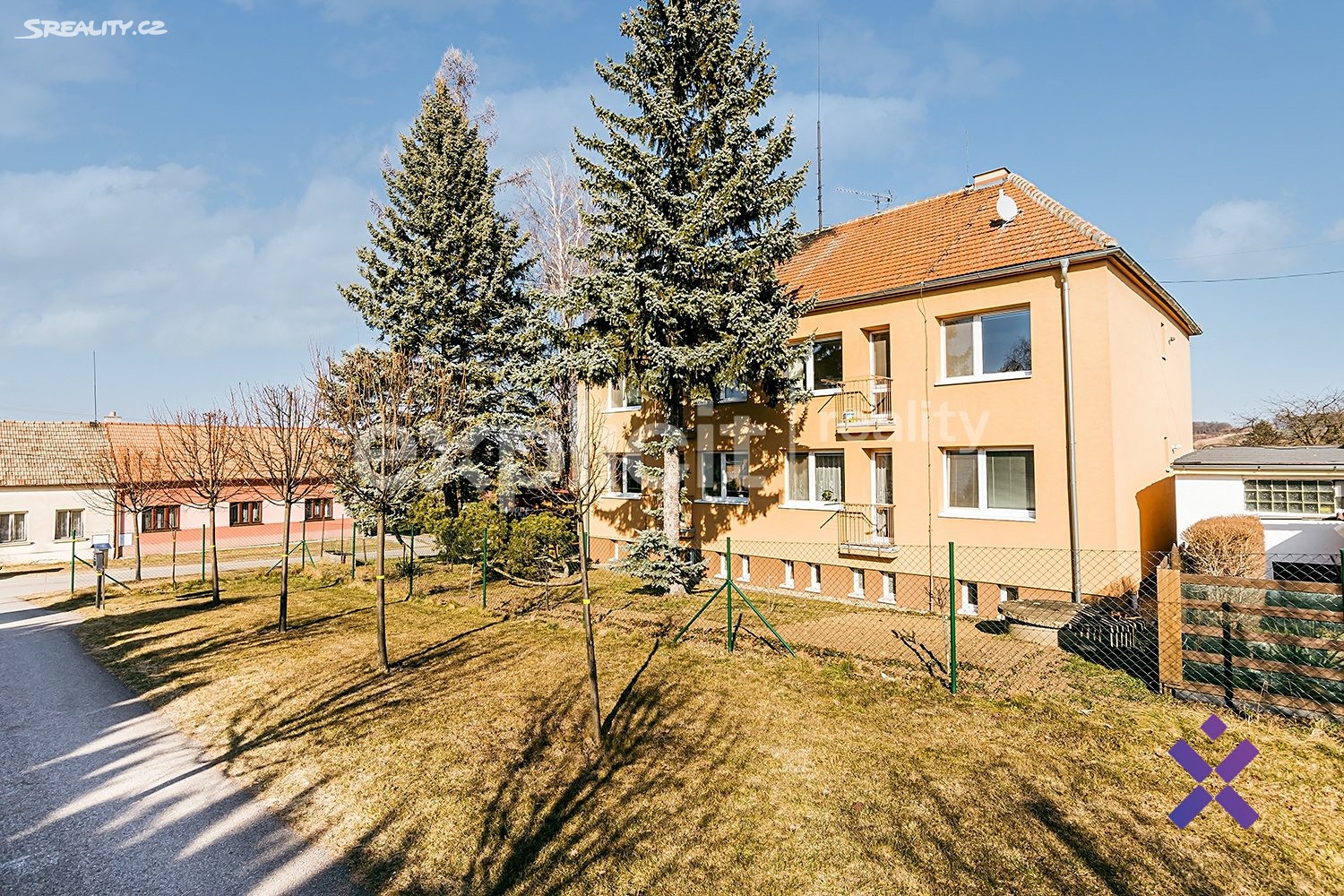 Prodej bytu 3+kk 78 m², Májová, Bučovice - Černčín