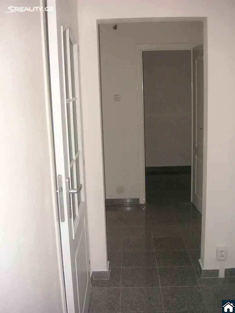 Pronájem bytu 2+1 56 m², Chlebovická, Praha 9 - Letňany