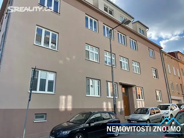 Pronájem bytu 2+kk 60 m², Fráni Kopečka, Znojmo