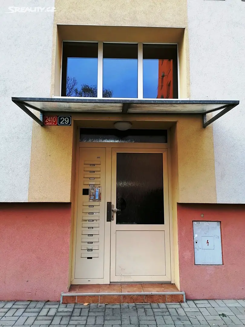 Prodej bytu 1+1 40 m², W. A. Mozarta, Most