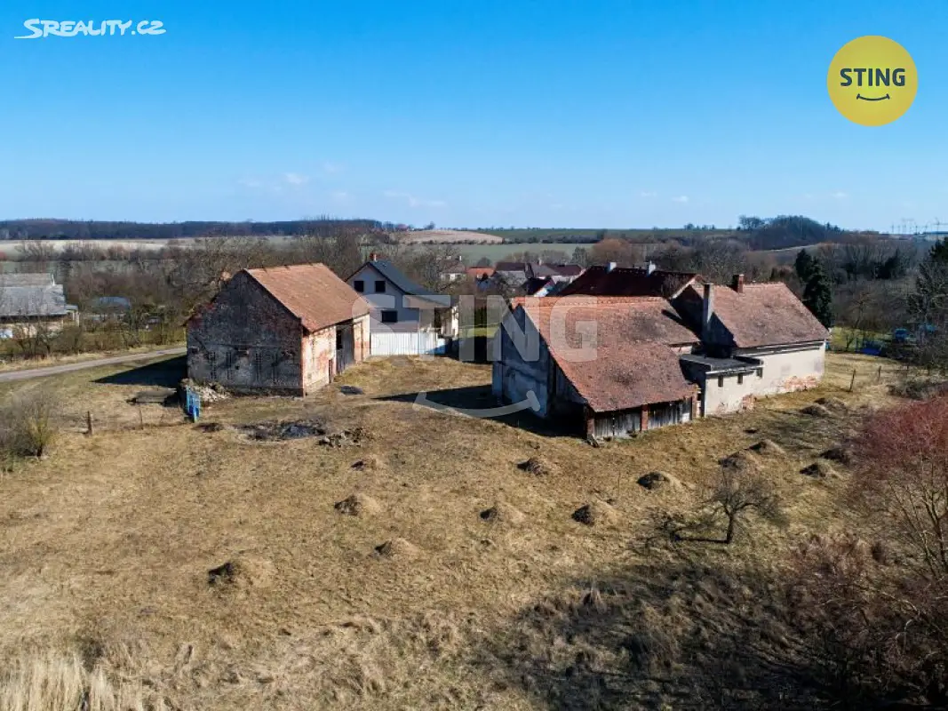 Prodej  rodinného domu 250 m², pozemek 3 405 m², Jedousov - Loděnice, okres Pardubice