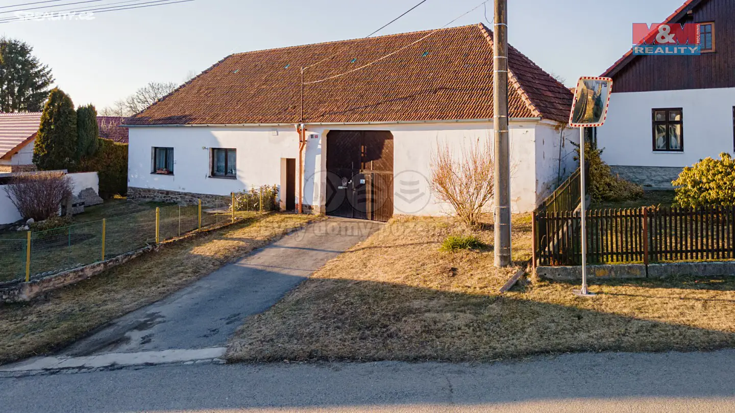 Prodej  rodinného domu 200 m², pozemek 3 575 m², Pošná, okres Pelhřimov