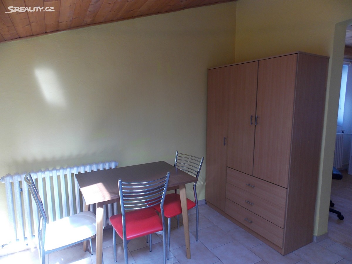 Pronájem bytu 1+1 50 m², Kunětická, Pardubice - Pardubice II