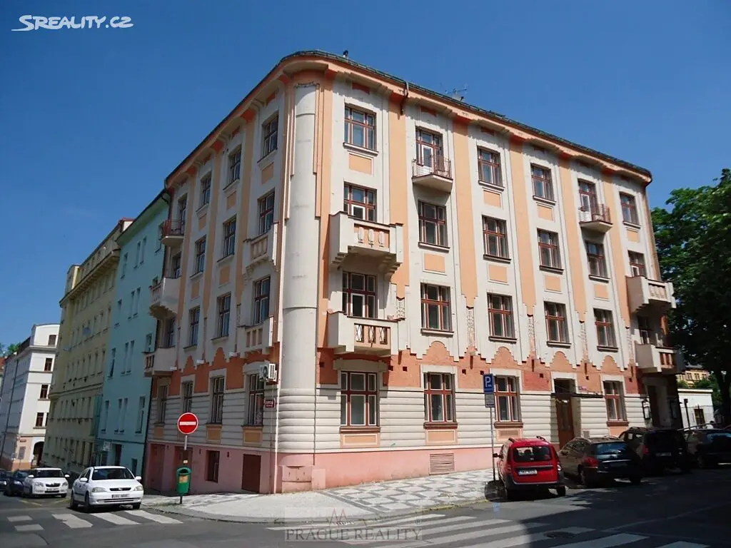 Pronájem bytu 1+kk 20 m², Žerotínova, Praha 3 - Žižkov