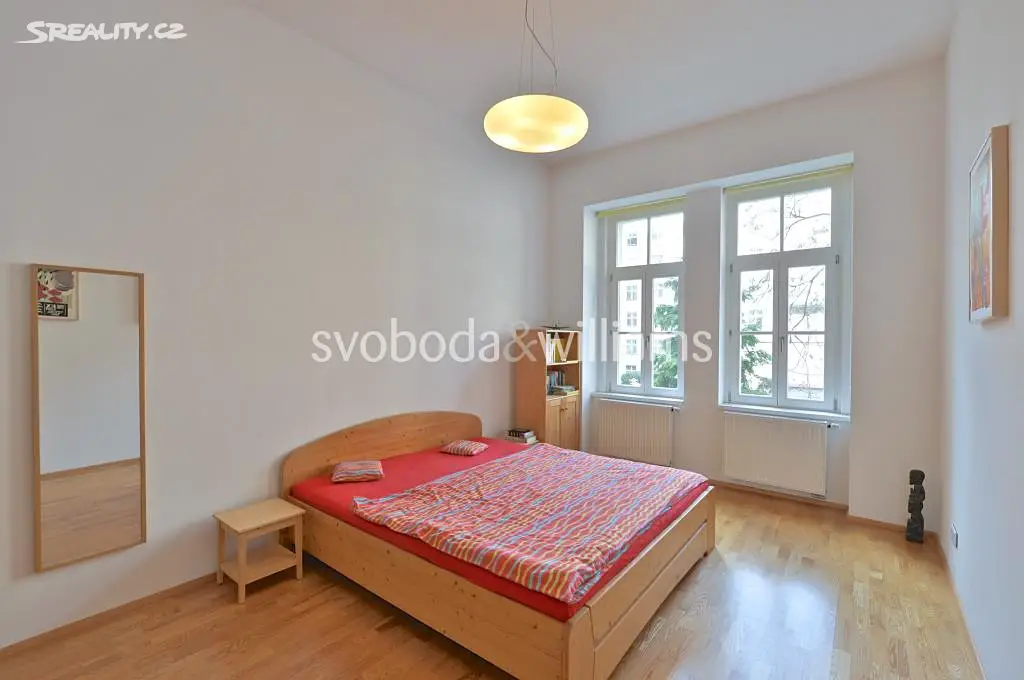Pronájem bytu 3+kk 97 m², Pod Slovany, Praha 2 - Nové Město