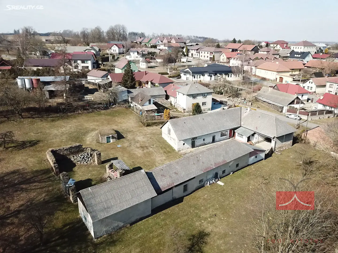 Prodej  rodinného domu 630 m², pozemek 5 513 m², Ovesná Lhota, okres Havlíčkův Brod
