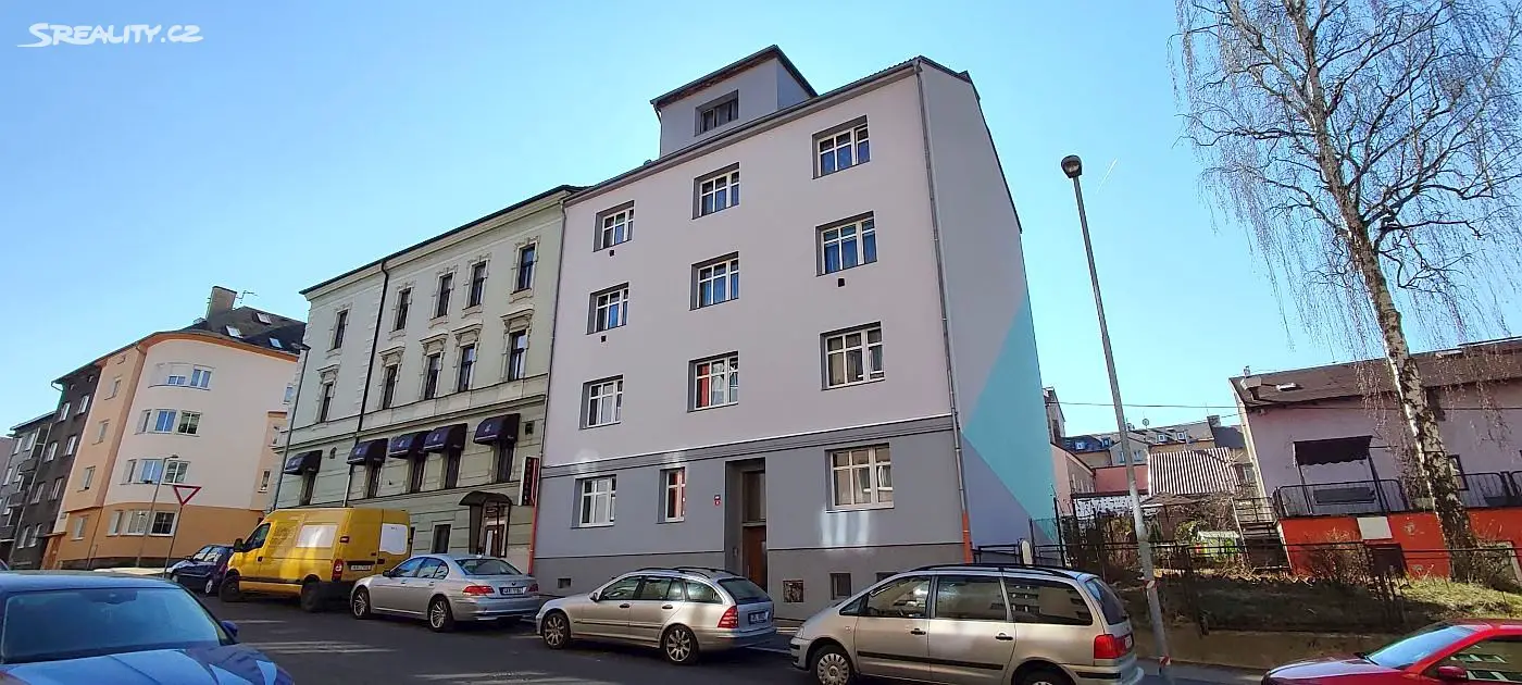 Prodej bytu 2+1 83 m², Hálkova, Cheb