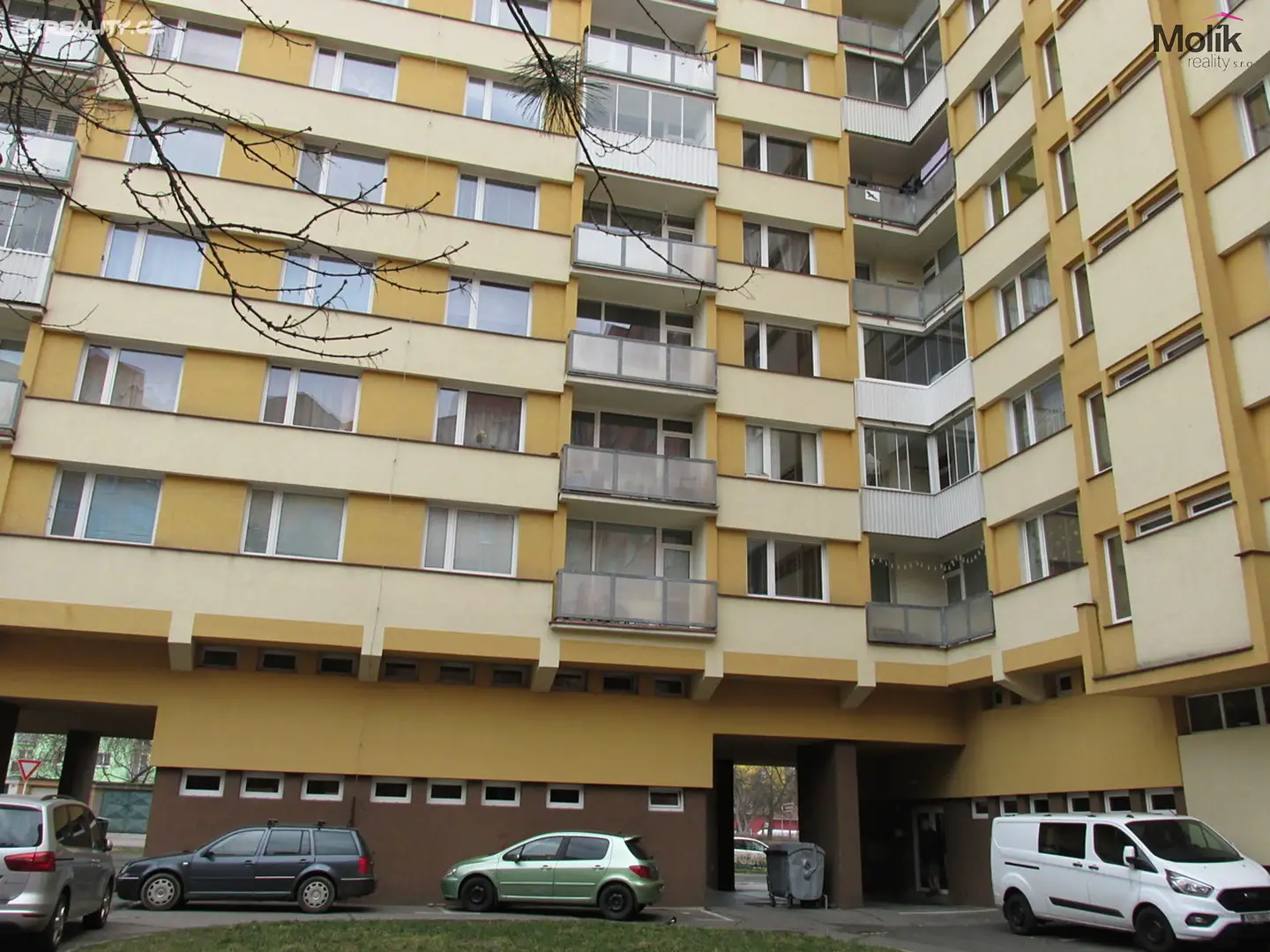 Prodej bytu 2+1 51 m², Bezručova, Chomutov