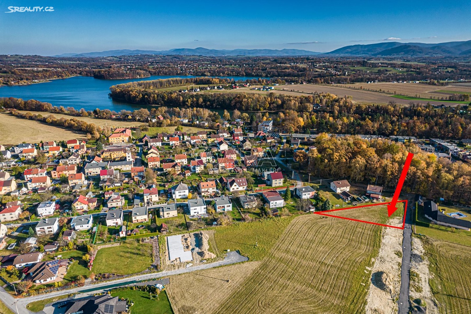 Prodej  stavebního pozemku 1 742 m², Lučina, okres Frýdek-Místek