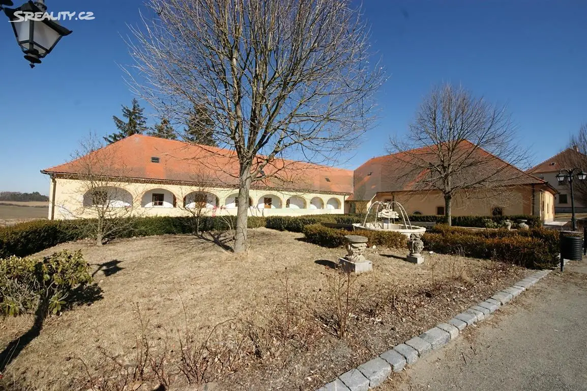 Prodej  stavebního pozemku 1 561 m², Zbraslavice, okres Kutná Hora