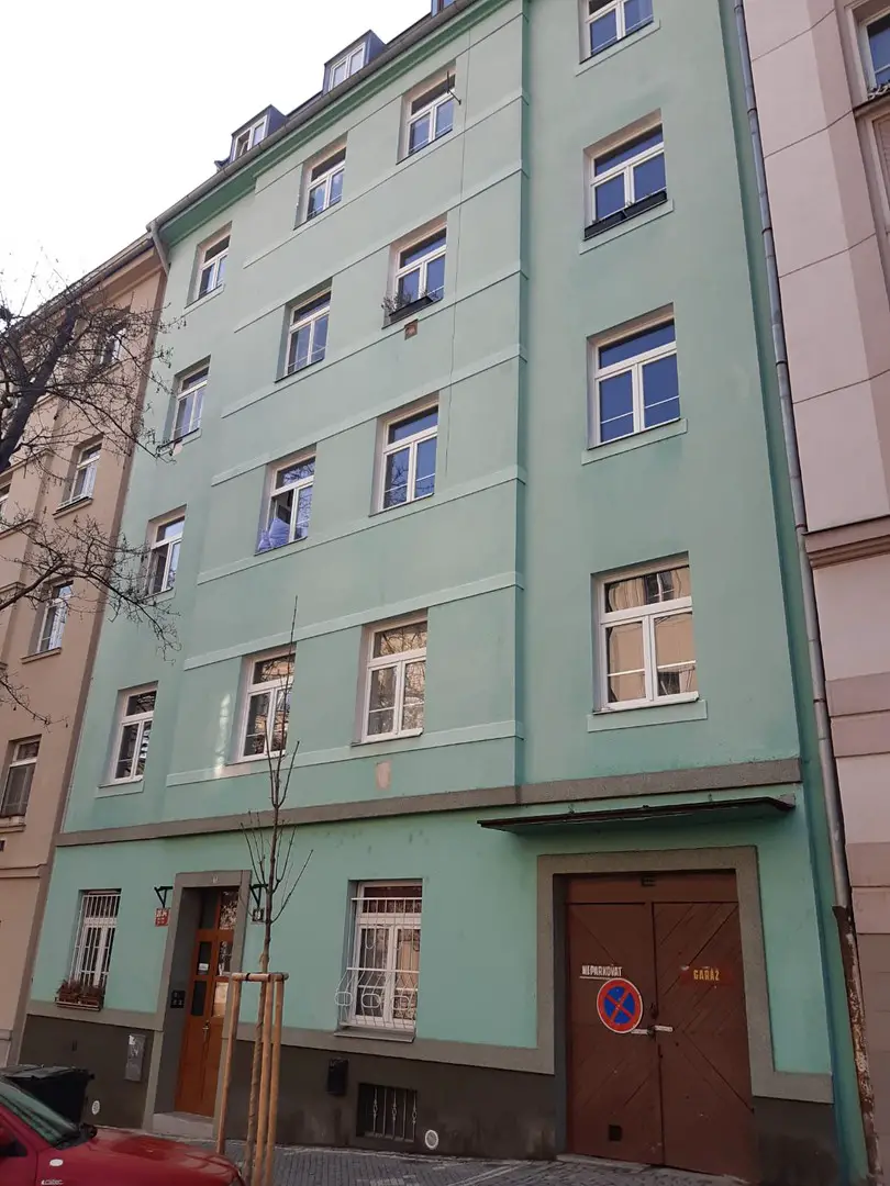 Pronájem bytu 2+1 69 m², Na Březince, Praha 5 - Smíchov