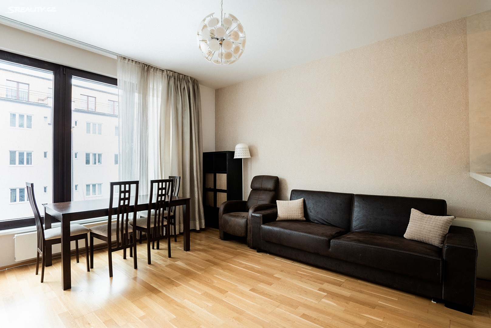 Pronájem bytu 2+kk 65 m², Korunní, Praha 10 - Vinohrady