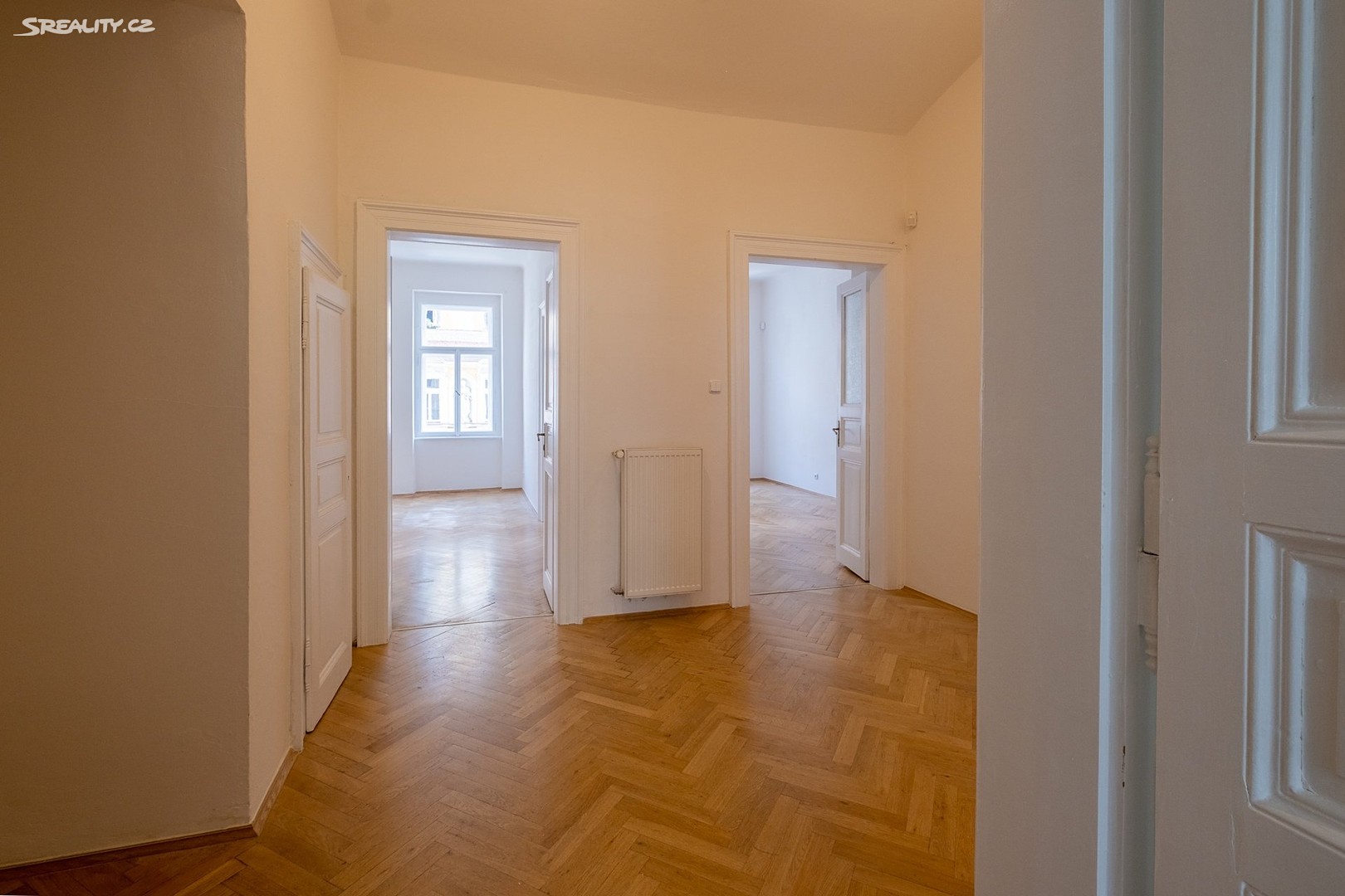 Pronájem bytu 3+1 92 m², Čermákova, Praha - Vinohrady