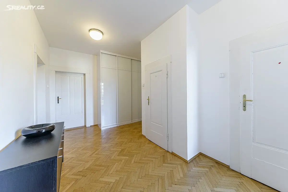 Pronájem bytu 3+kk 113 m², U zeměpisného ústavu, Praha 6 - Bubeneč