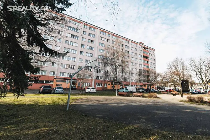 Prodej bytu 3+1 60 m², Mladých, Pardubice - Polabiny
