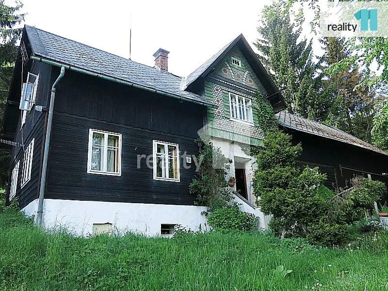 Prodej  rodinného domu 280 m², pozemek 5 521 m², Světlá pod Ještědem, okres Liberec