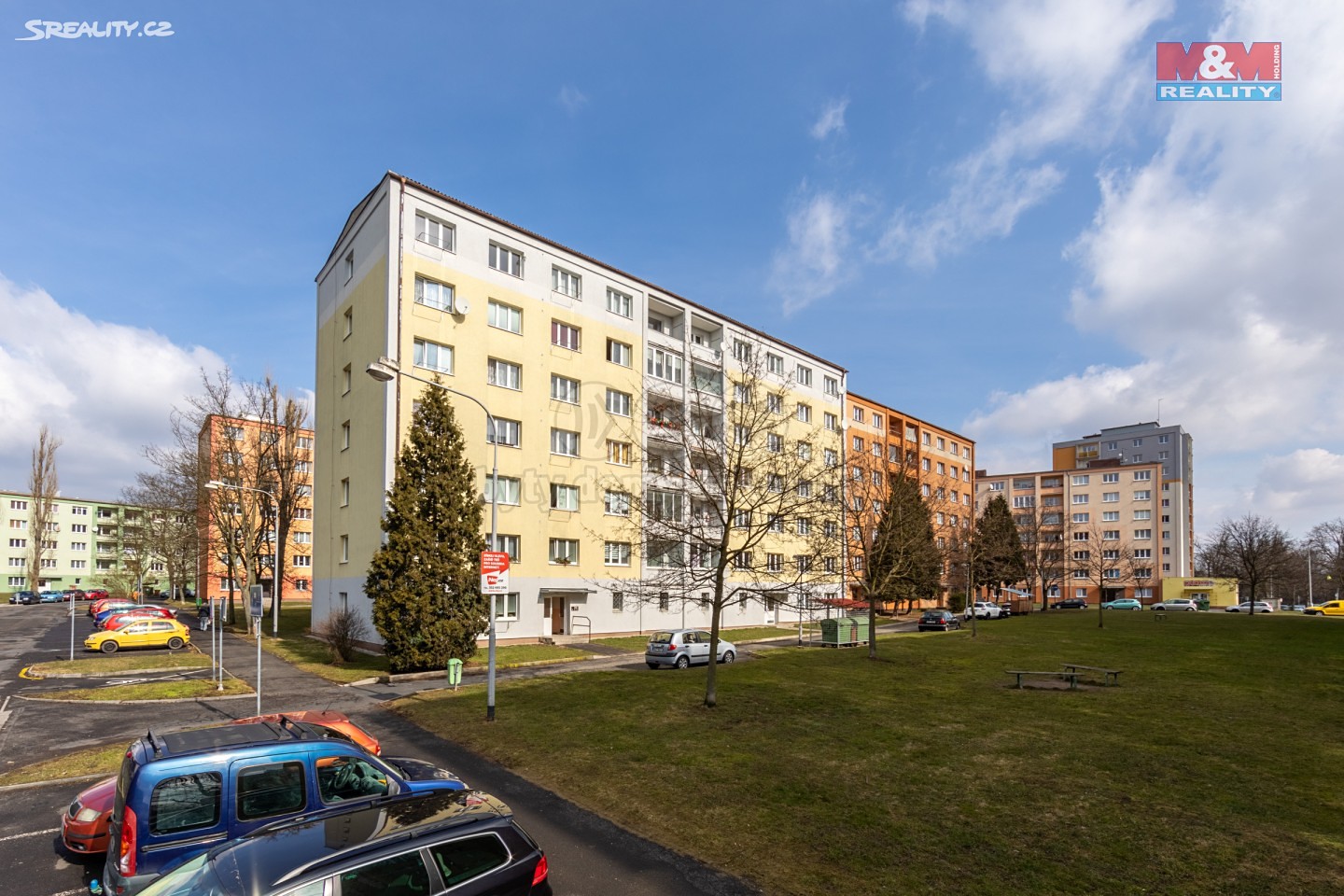 Prodej bytu 2+1 54 m², Říjnová, Chodov