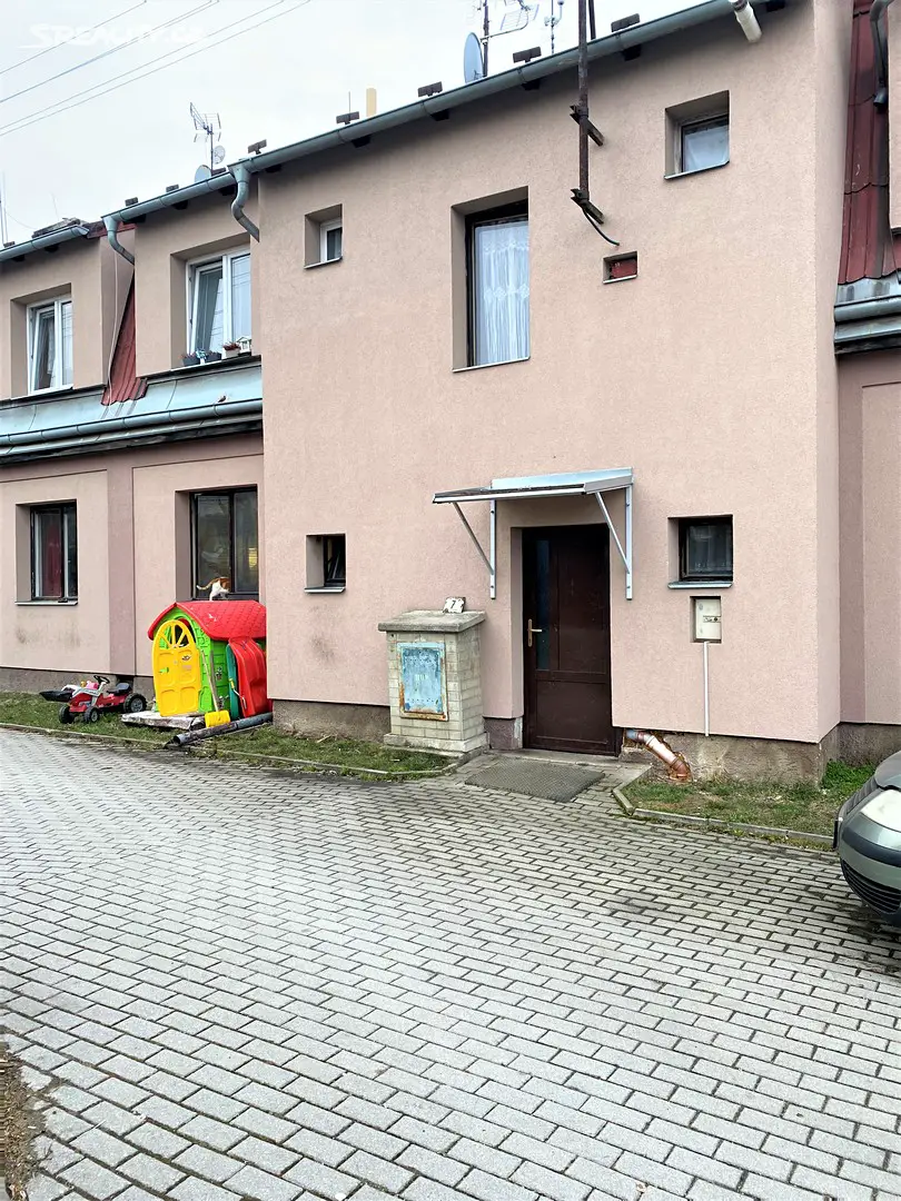 Prodej bytu 2+1 59 m², Lomnice, okres Sokolov