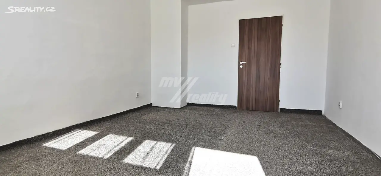 Prodej bytu 2+1 60 m², Jana Šťastného, Mníšek pod Brdy