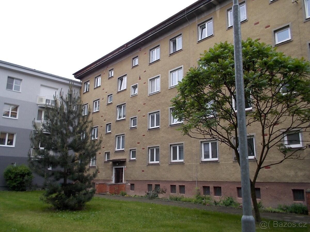 Prodej bytu 3+1 61 m², Čsl. armády, Šumperk