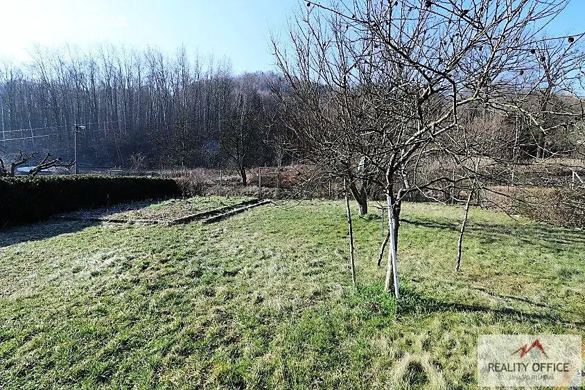 Prodej  chaty 16 m², pozemek 795 m², Březová, Děčín - Děčín III-Staré Město