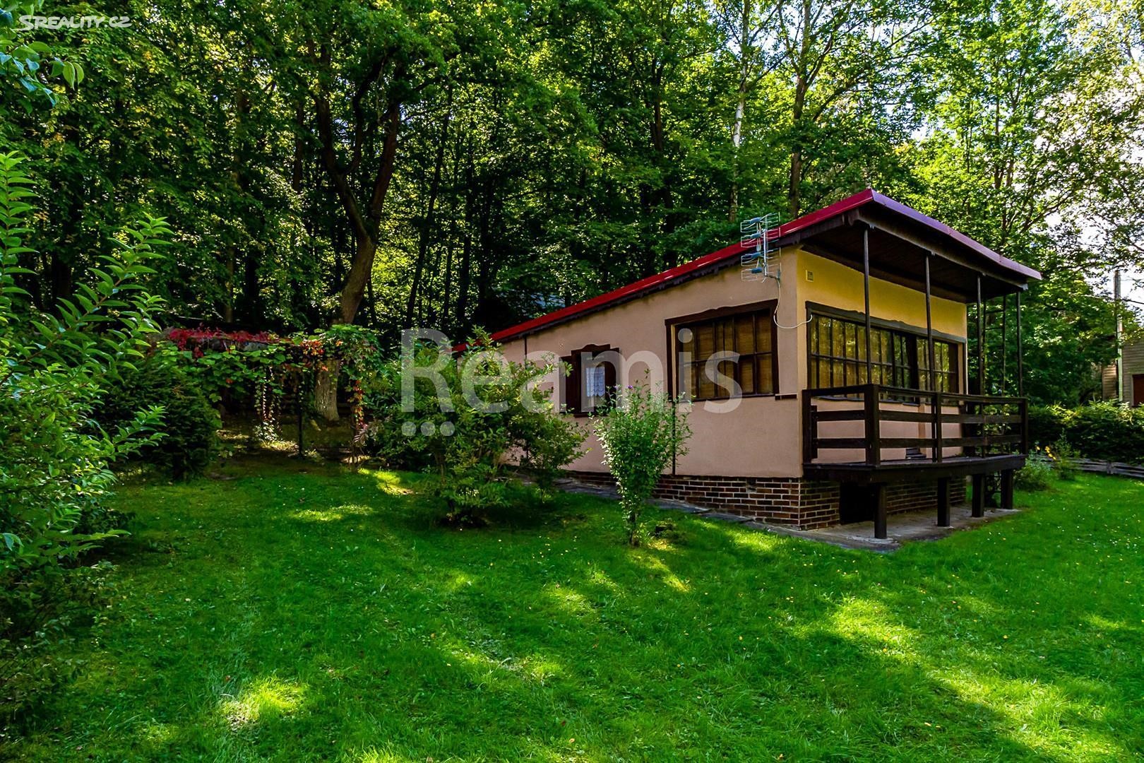 Prodej  chaty 32 m², pozemek 667 m², Nižbor - Žloukovice, okres Beroun
