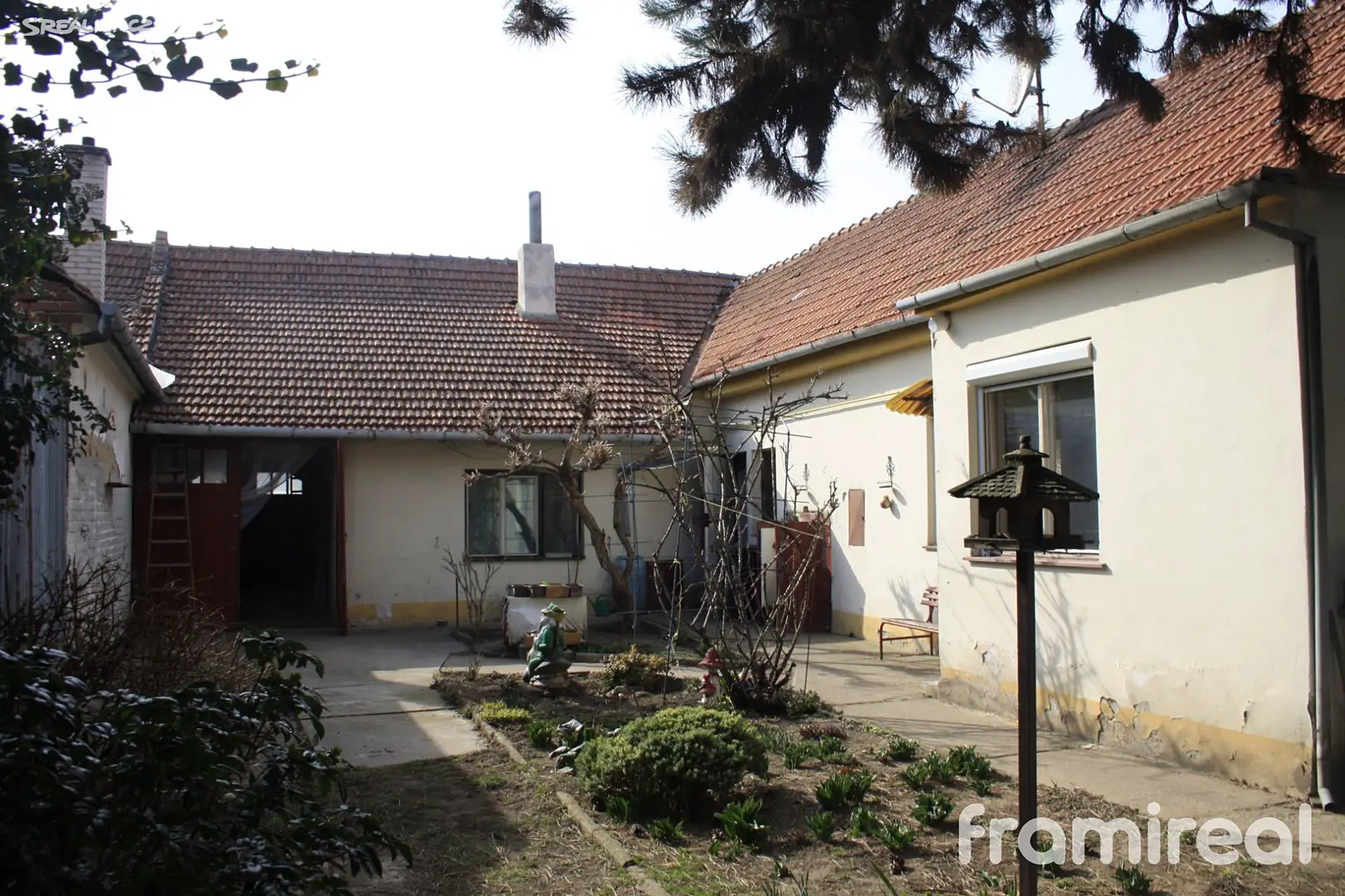Prodej  rodinného domu 250 m², pozemek 1 125 m², Cvrčovice, okres Brno-venkov