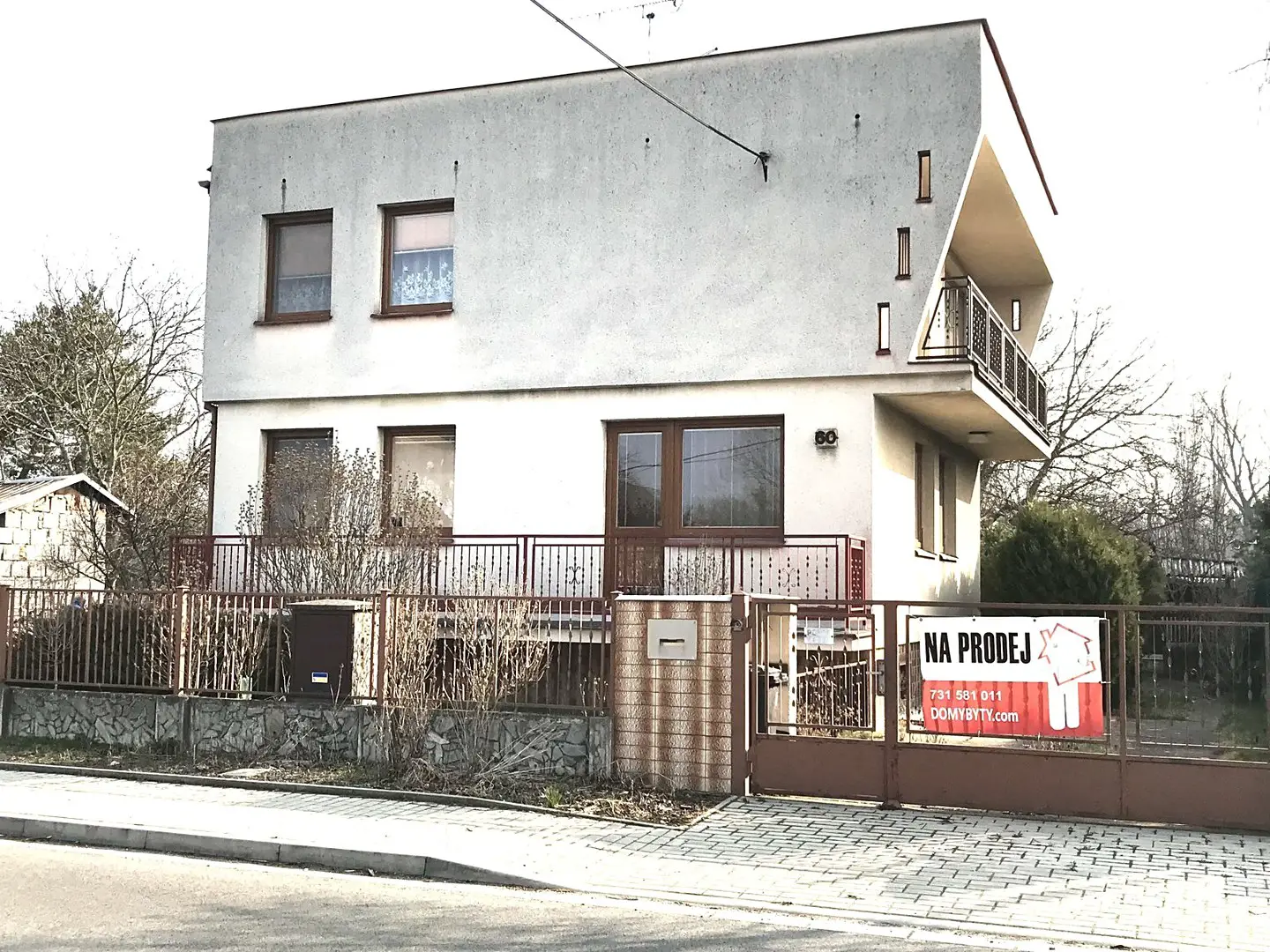 Prodej  rodinného domu 200 m², pozemek 806 m², Dašice - Zminný, okres Pardubice