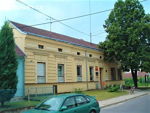 Prodej  rodinného domu 222 m², pozemek 656 m², Hevlín, okres Znojmo