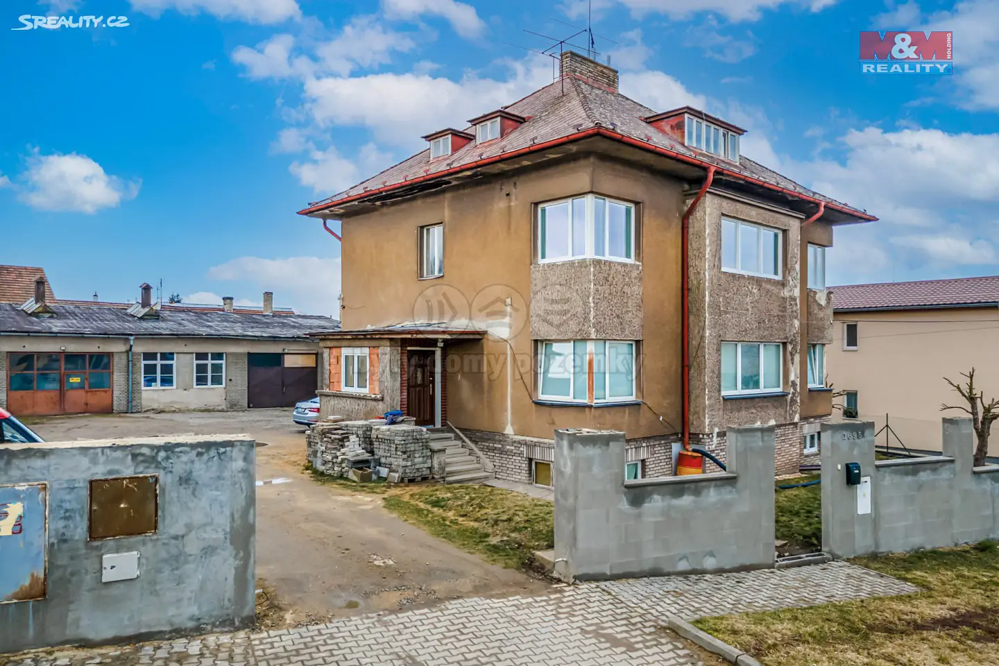 Prodej  rodinného domu 870 m², pozemek 1 406 m², Dr. Steinera, Kladno - Kročehlavy