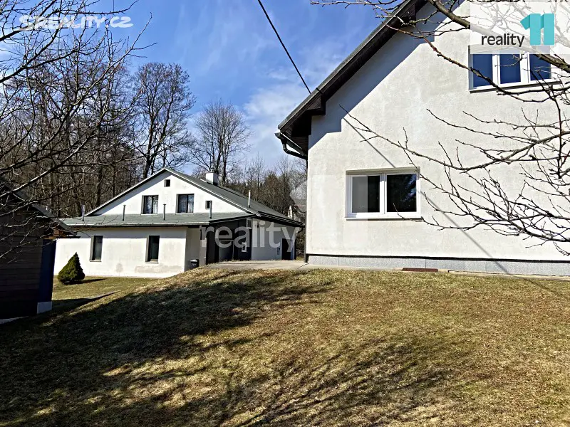 Prodej  rodinného domu 550 m², pozemek 4 962 m², Košťálov - Valdice, okres Semily