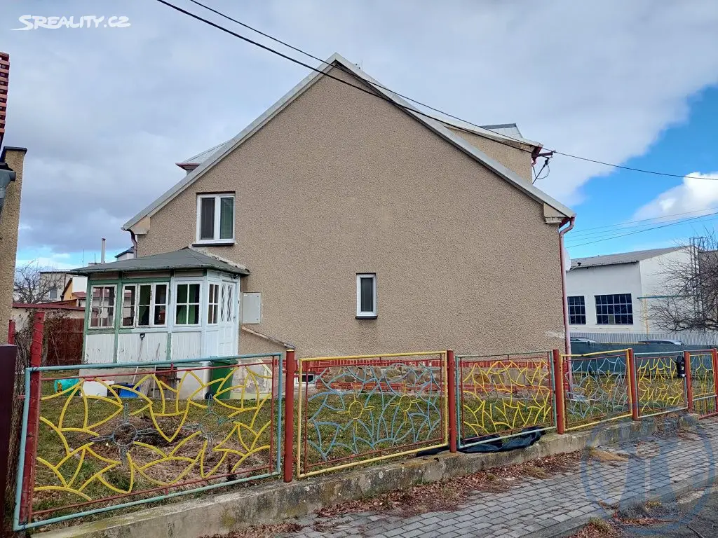 Prodej  rodinného domu 125 m², pozemek 232 m², Na Nivě, Krnov - Pod Bezručovým vrchem