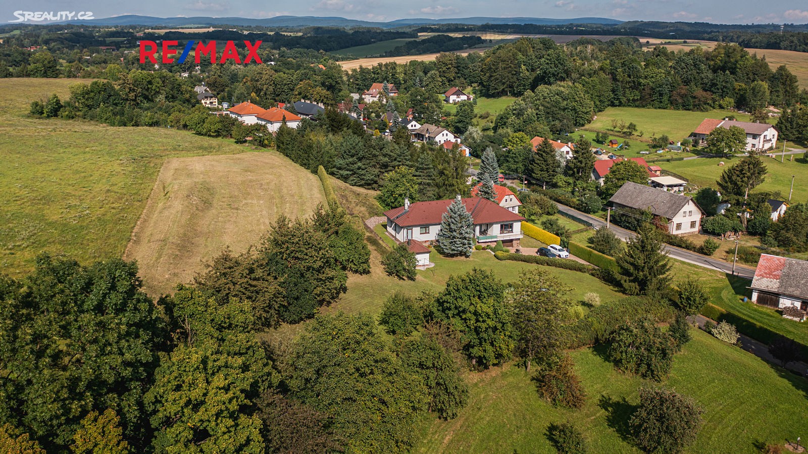 Prodej  rodinného domu 360 m², pozemek 7 753 m², Lukavice, okres Rychnov nad Kněžnou