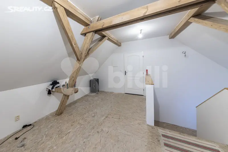 Prodej  rodinného domu 220 m², pozemek 688 m², Tachlovice, okres Praha-západ
