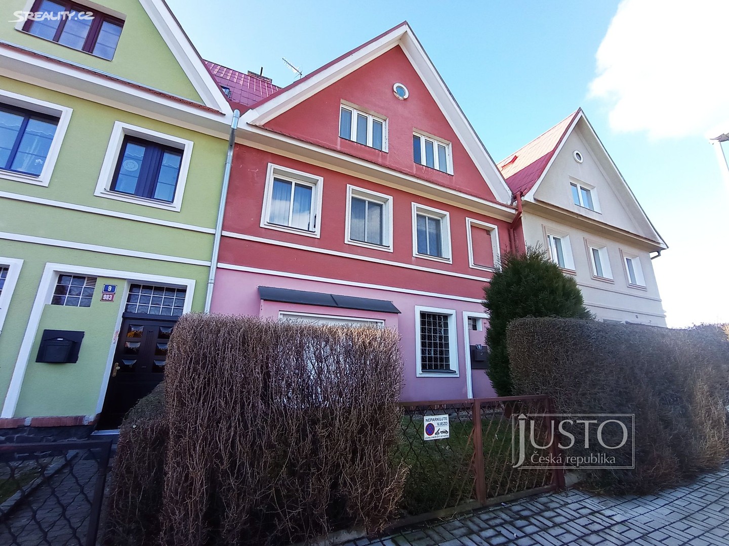 Prodej  rodinného domu 180 m², pozemek 203 m², Karla Aksamita, Teplice - Trnovany