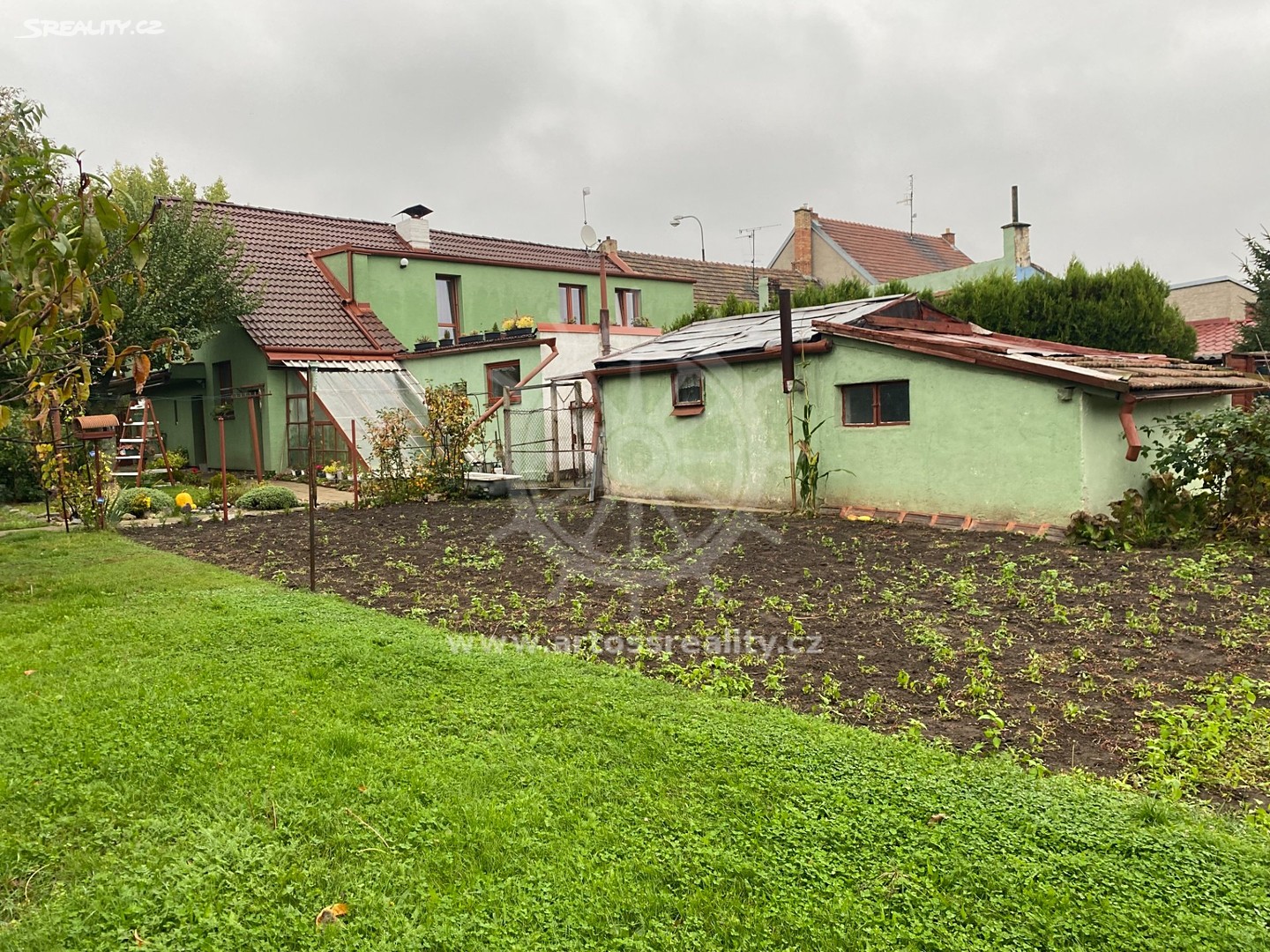 Prodej  rodinného domu 311 m², pozemek 1 225 m², Lipová, Vranovice