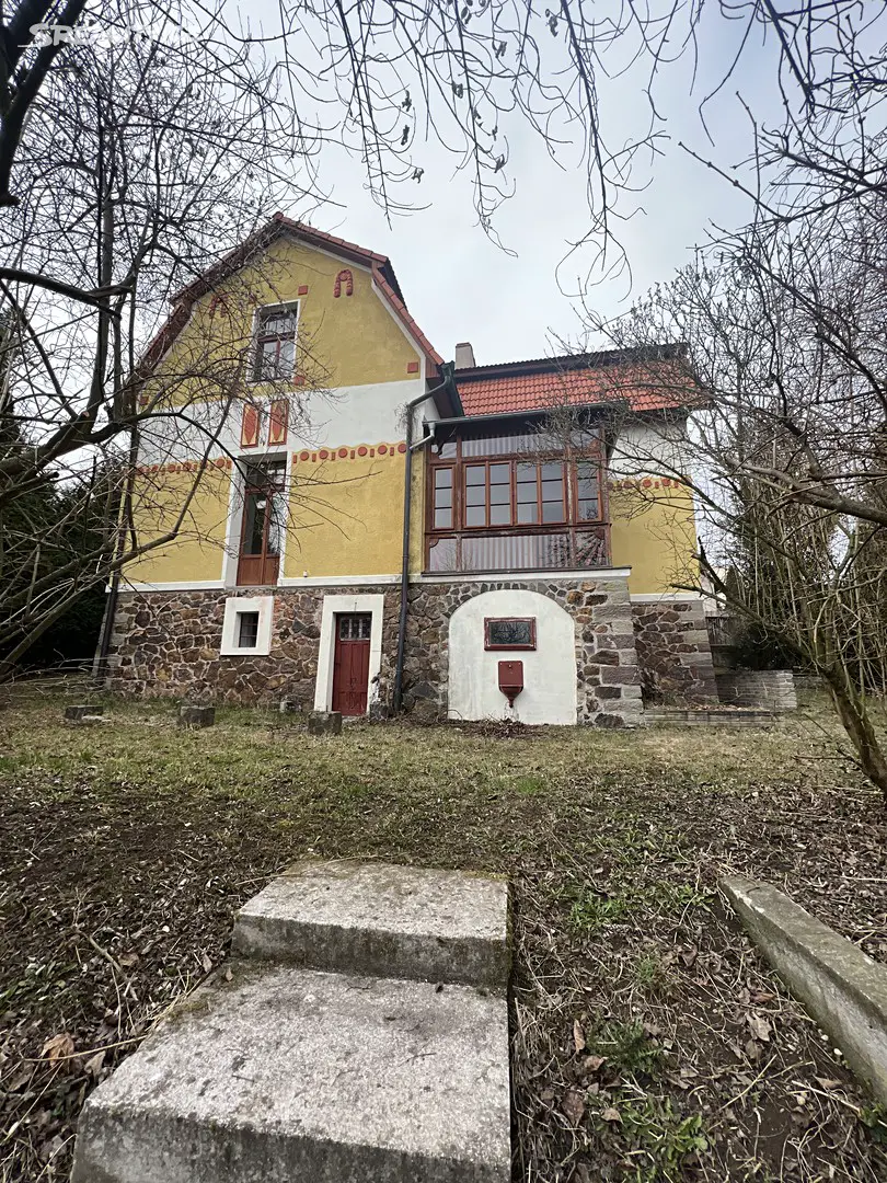 Prodej  vily 709 m², pozemek 1 394 m², Tyršova, Zbiroh