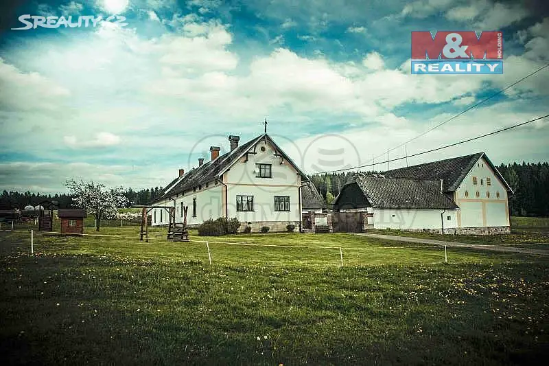 Prodej  zemědělské usedlosti 250 m², pozemek 188 537 m², Hajnice, okres Trutnov